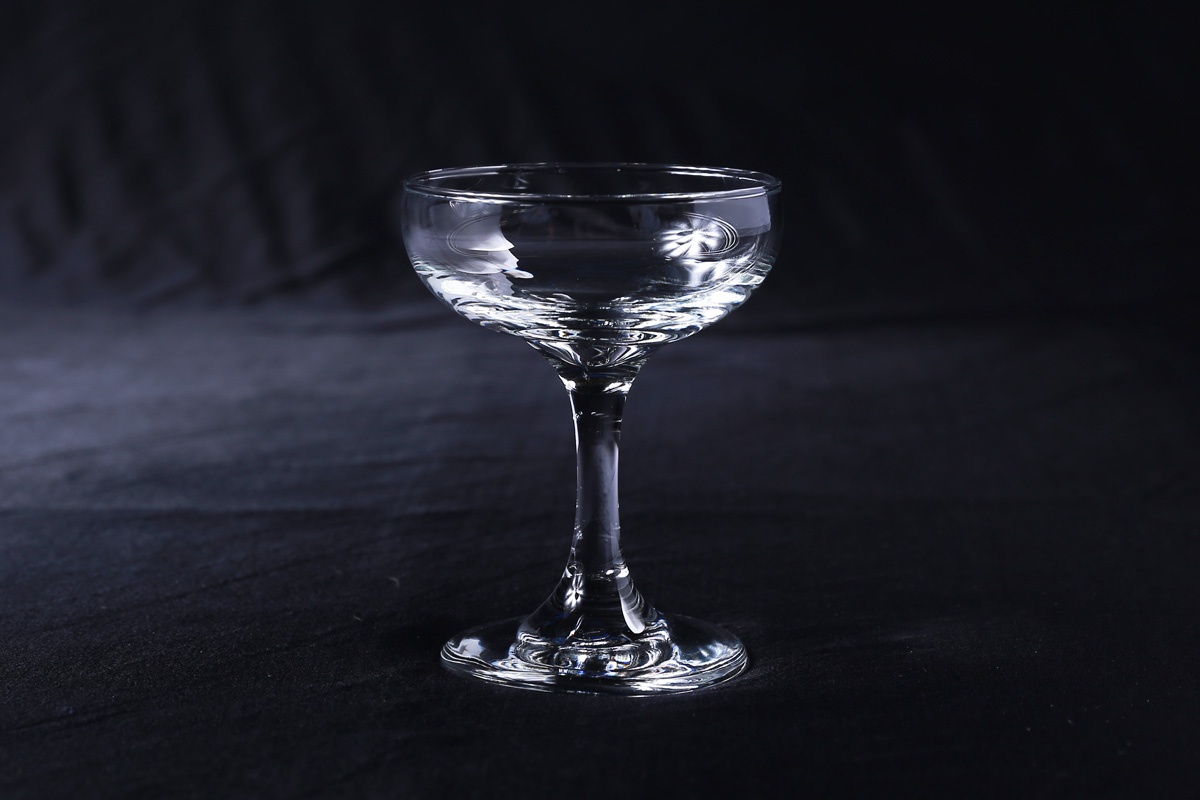 擺塔矮腳香檳杯